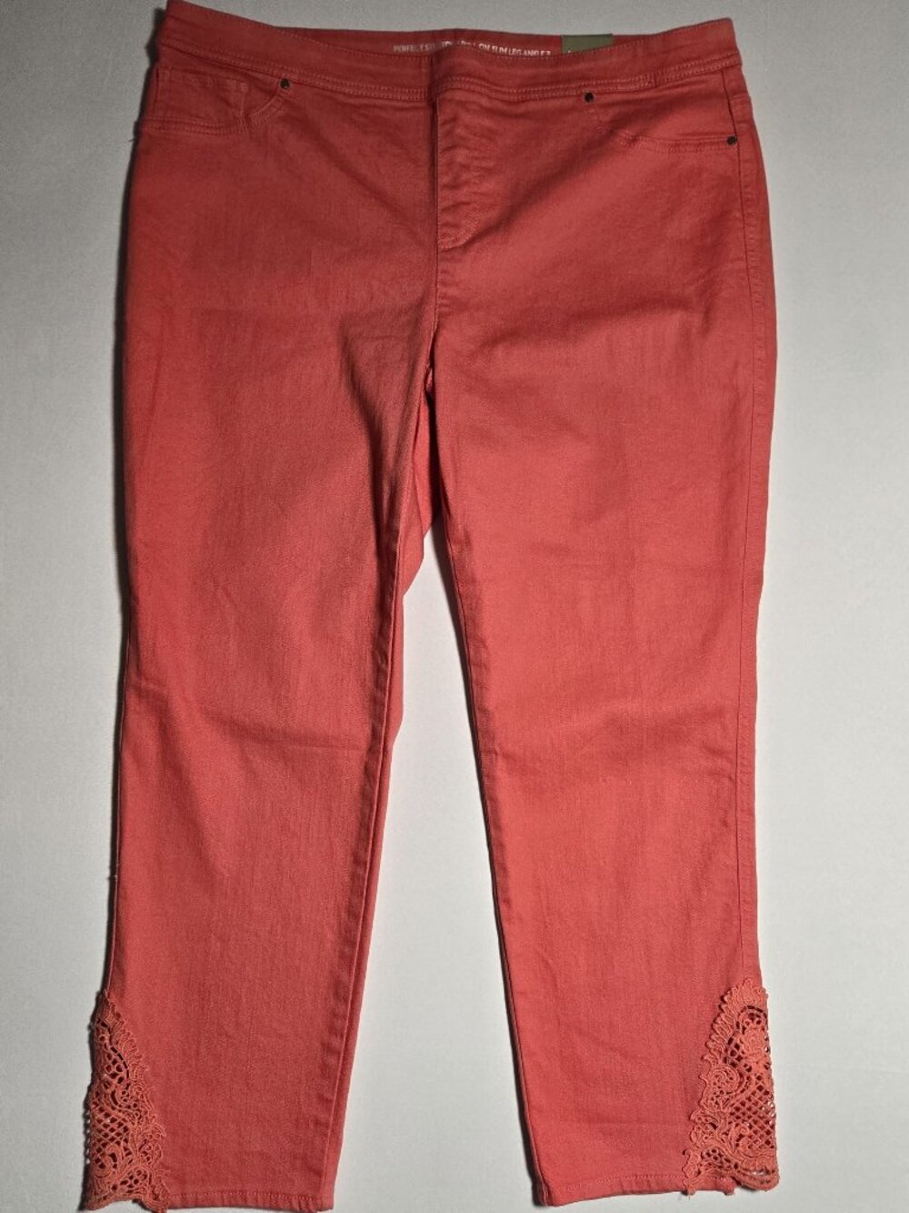 NWT Chico's Perfect Stretch Pull On Slim Leg Ankle Pants Orange 3 (Size 16)